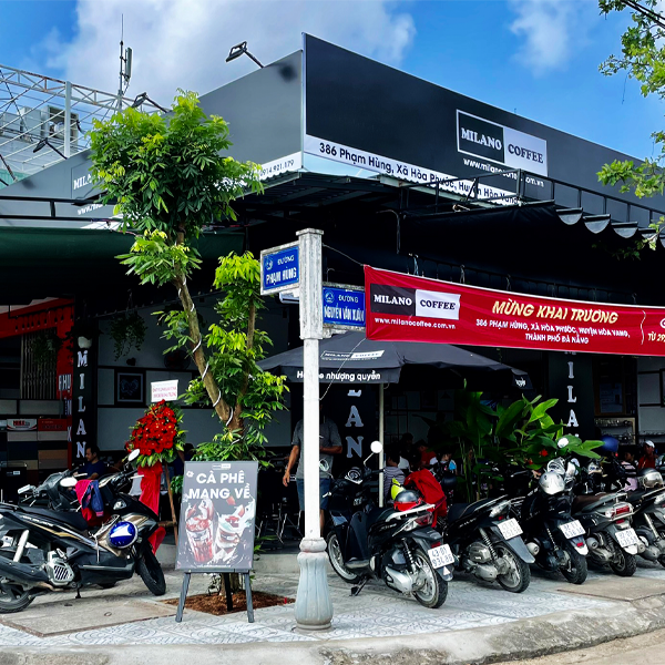 FROM BINH COFFEE TO THE “EMEMBERSHIP” 1.800 FRANCHISOR PARTNER